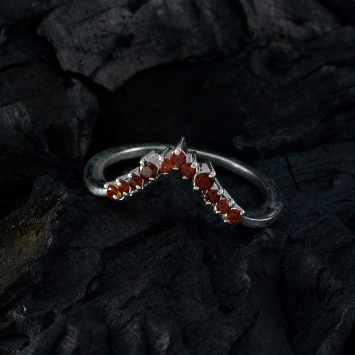Putri crown Red multiple Ring
