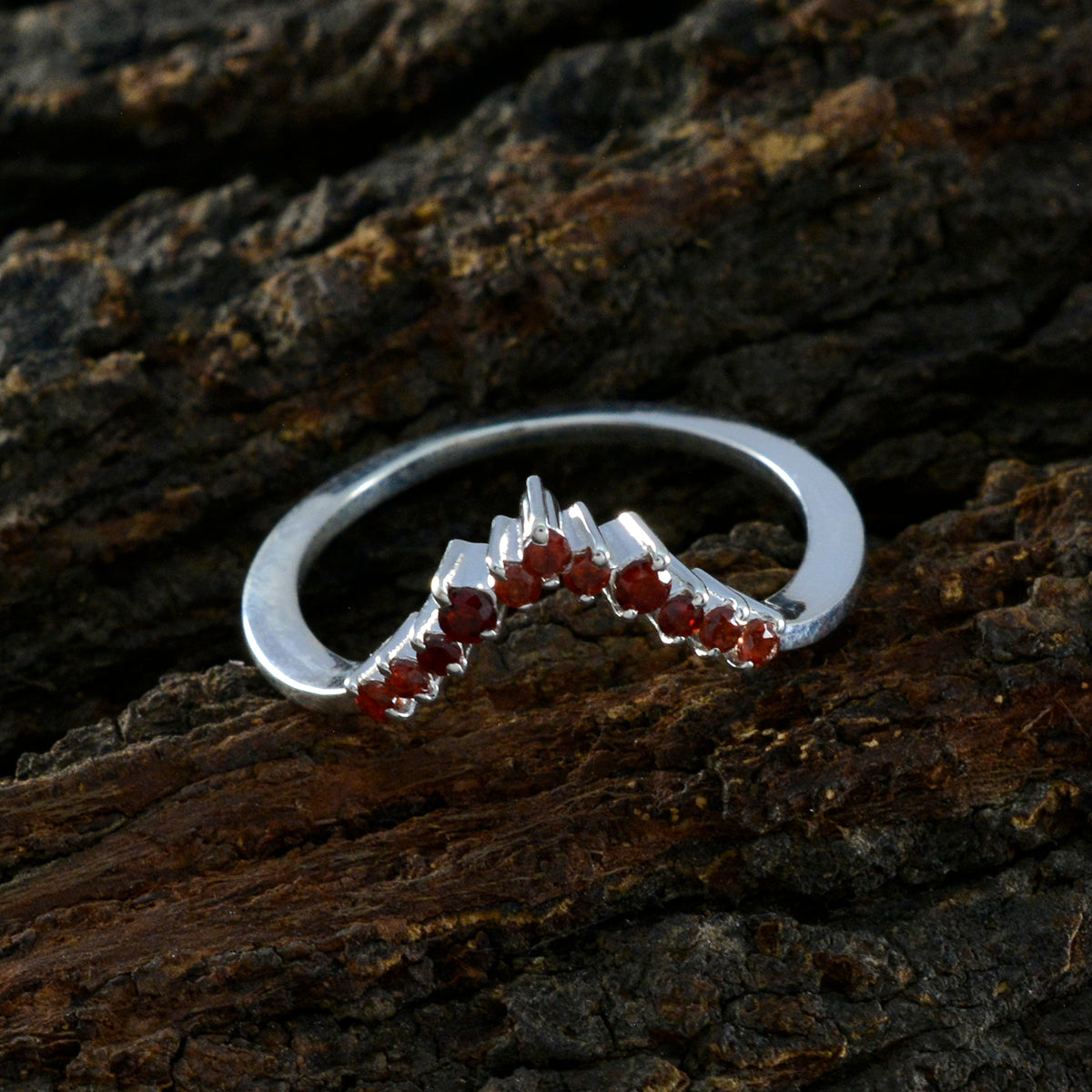 Putri crown Red multiple Ring