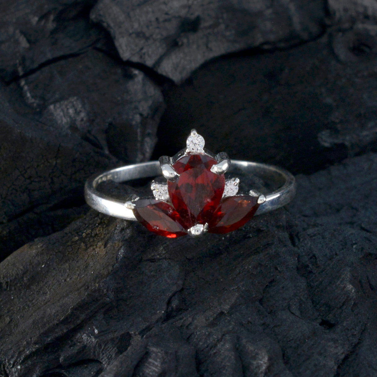 Liyana crown Red Trilogy Ring