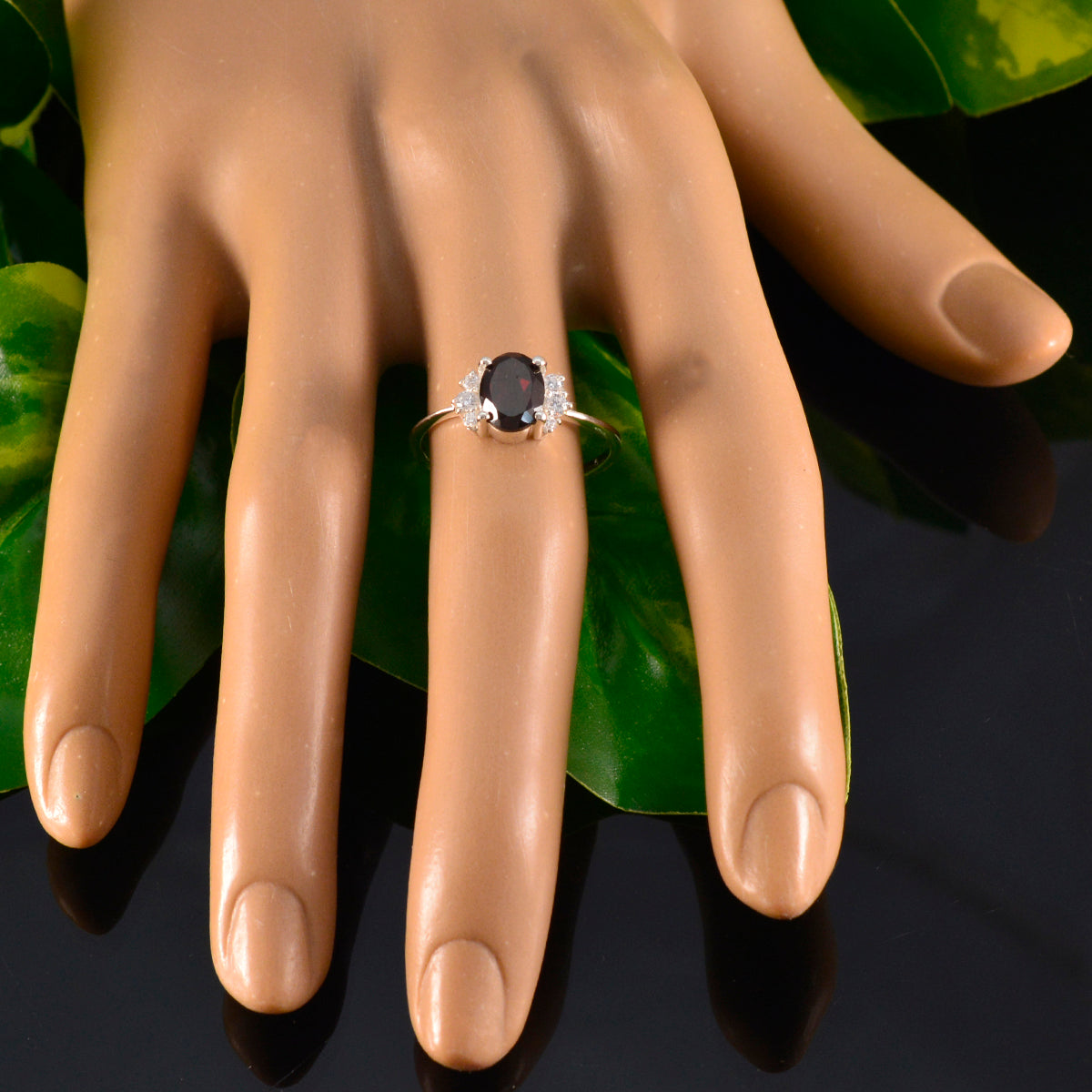 Priya Luxurious Red Halo Ring