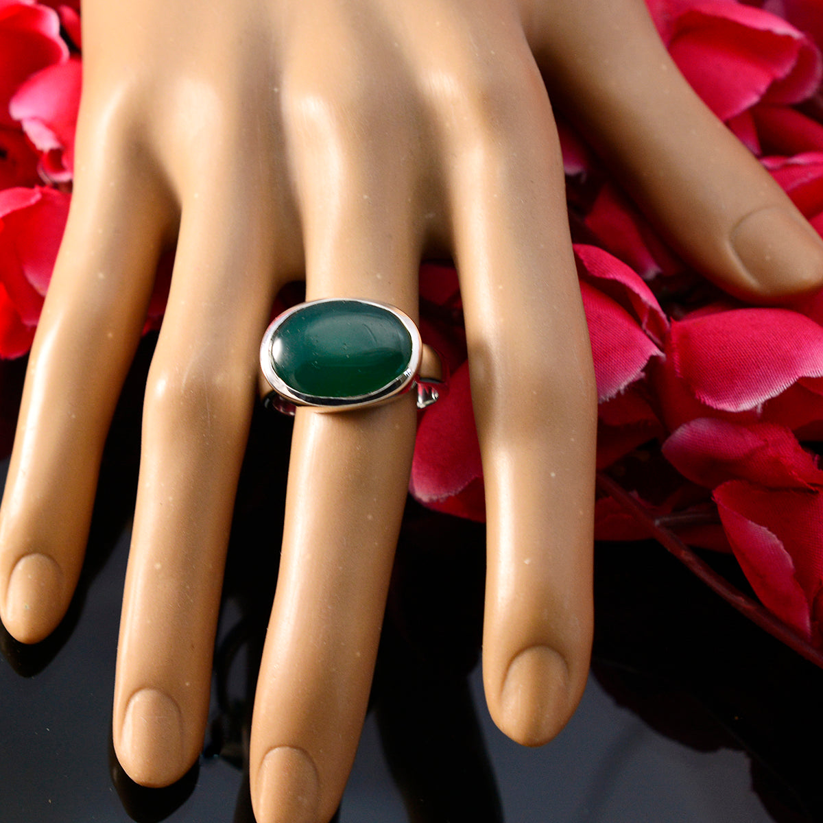 Constanza Abstract Green Solitaire Ring