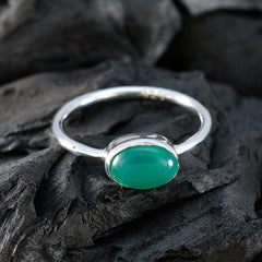 Soo-jin Graceful Green Solitaire Ring