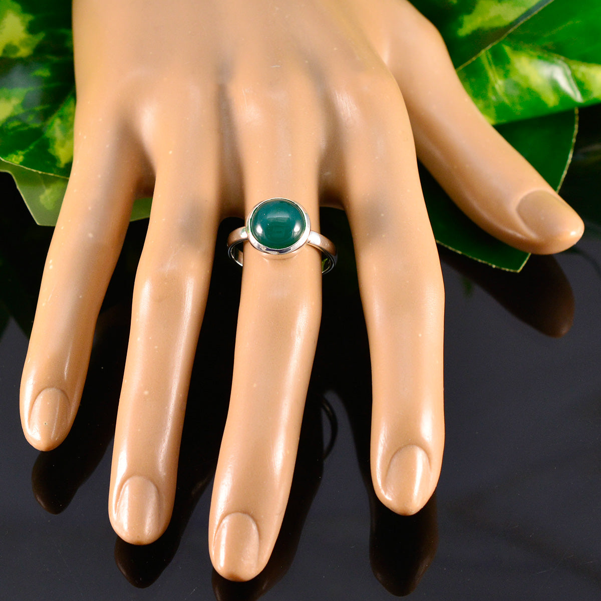 Agustina Abstract Green Solitaire Ring