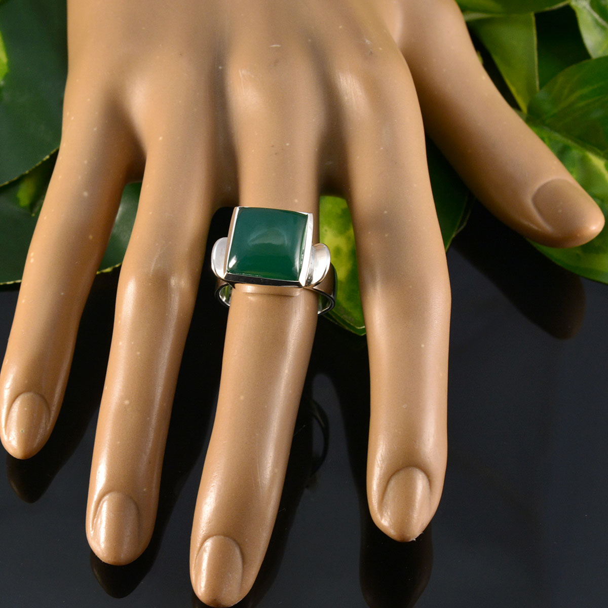 Agnes Modern Green Solitaire Ring