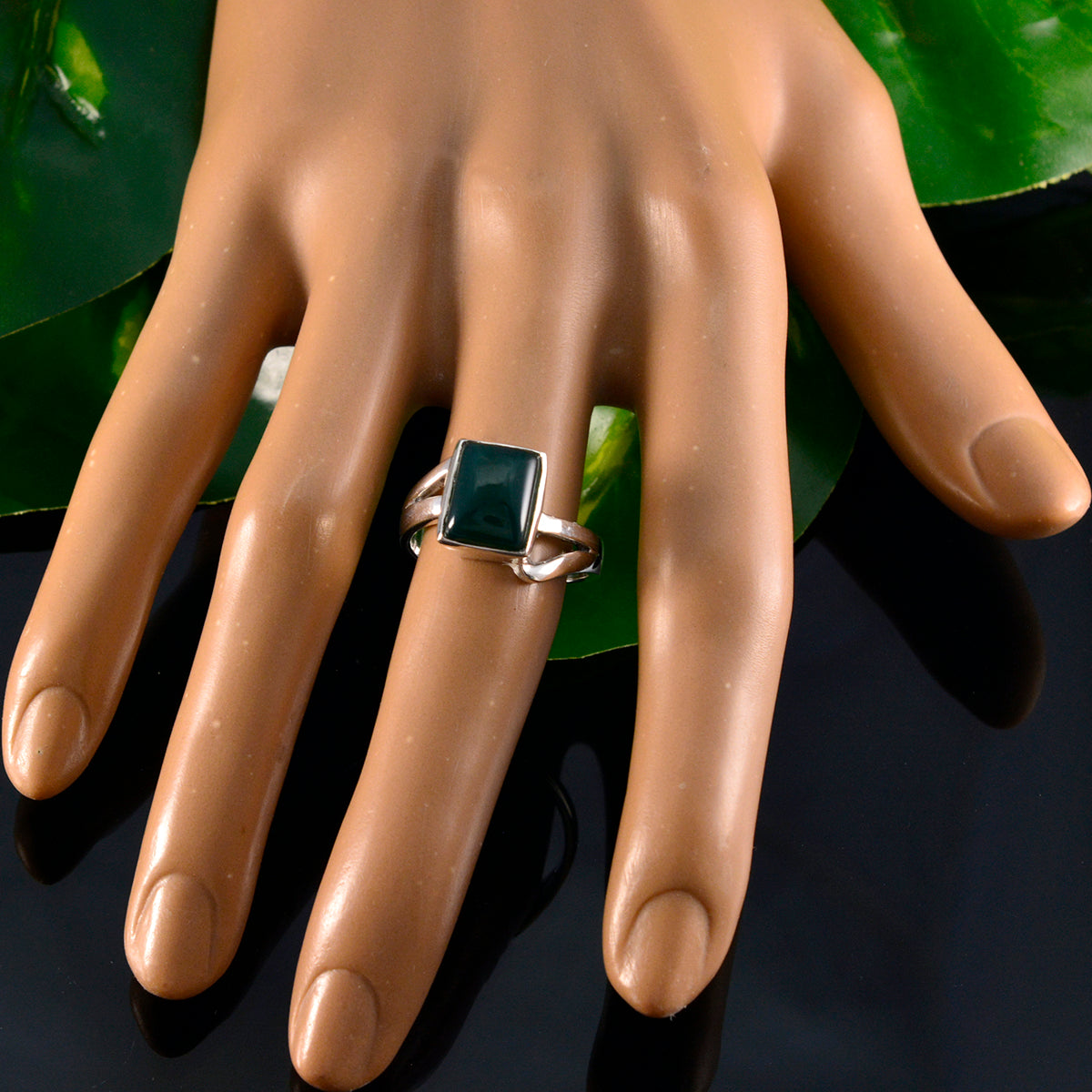 Natcha Cultural Green Solitaire Ring