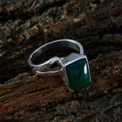 Natcha Cultural Green Solitaire Ring