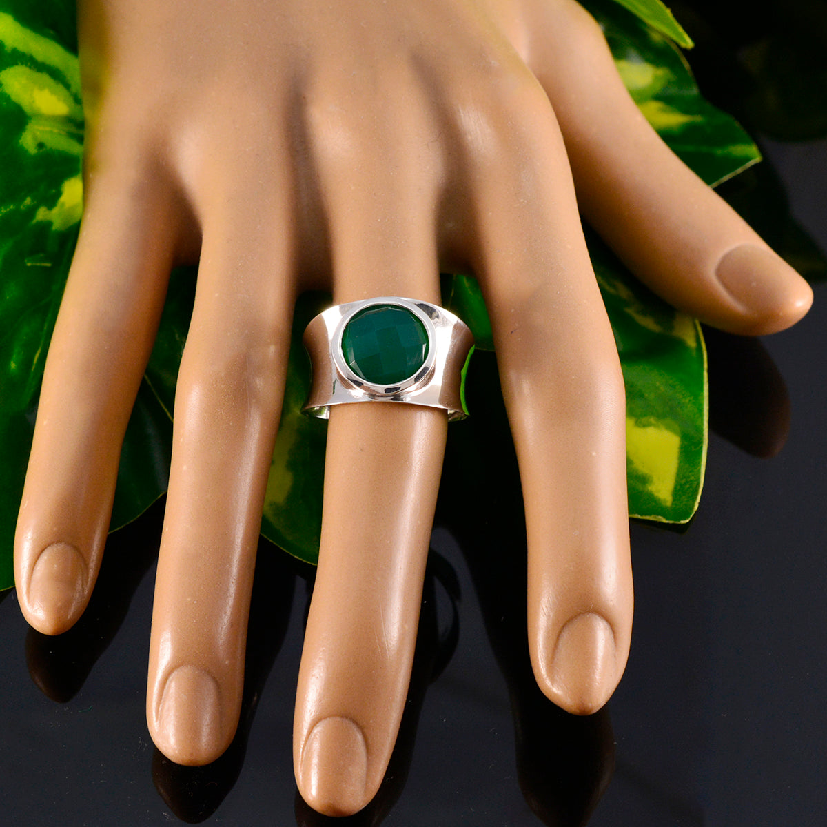 Ellie Armor Green Solitaire Band