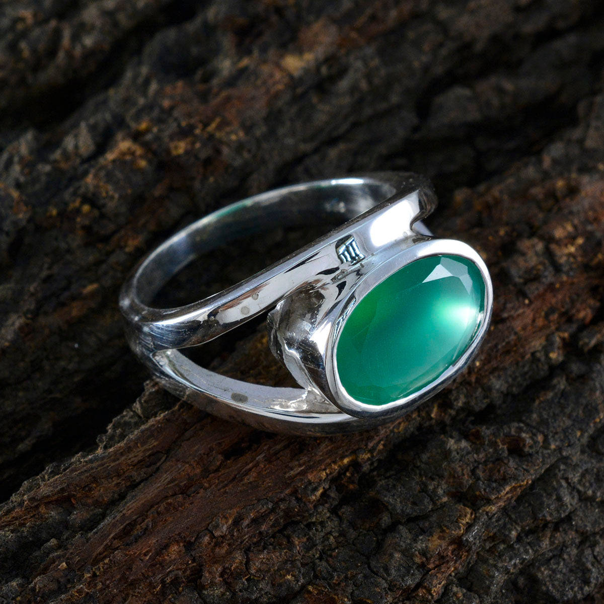 Emma Heritage Green Solitaire Ring