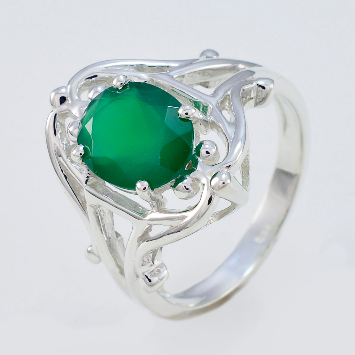 Nella Traditional Green Solitaire Ring