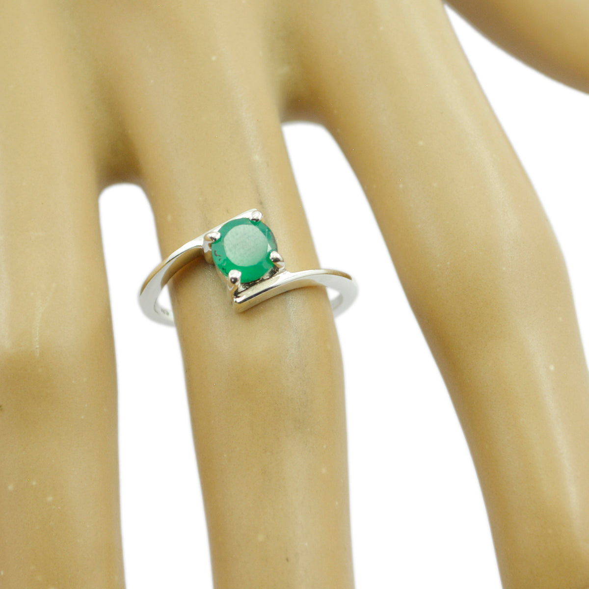 Zoey Luxurious Green Solitaire Ring