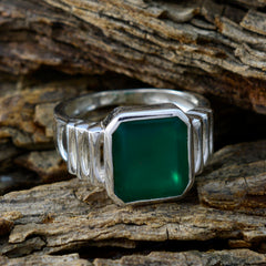 Angel Signet Green Solitaire Ring