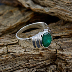 Antonia propsel Green Solitaire Ring