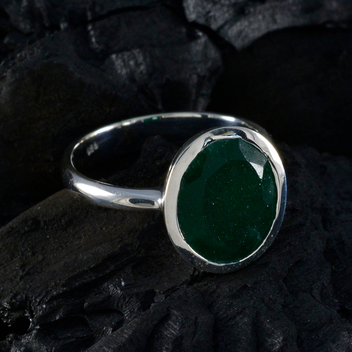 zazlle Abstract Green Solitaire Ring