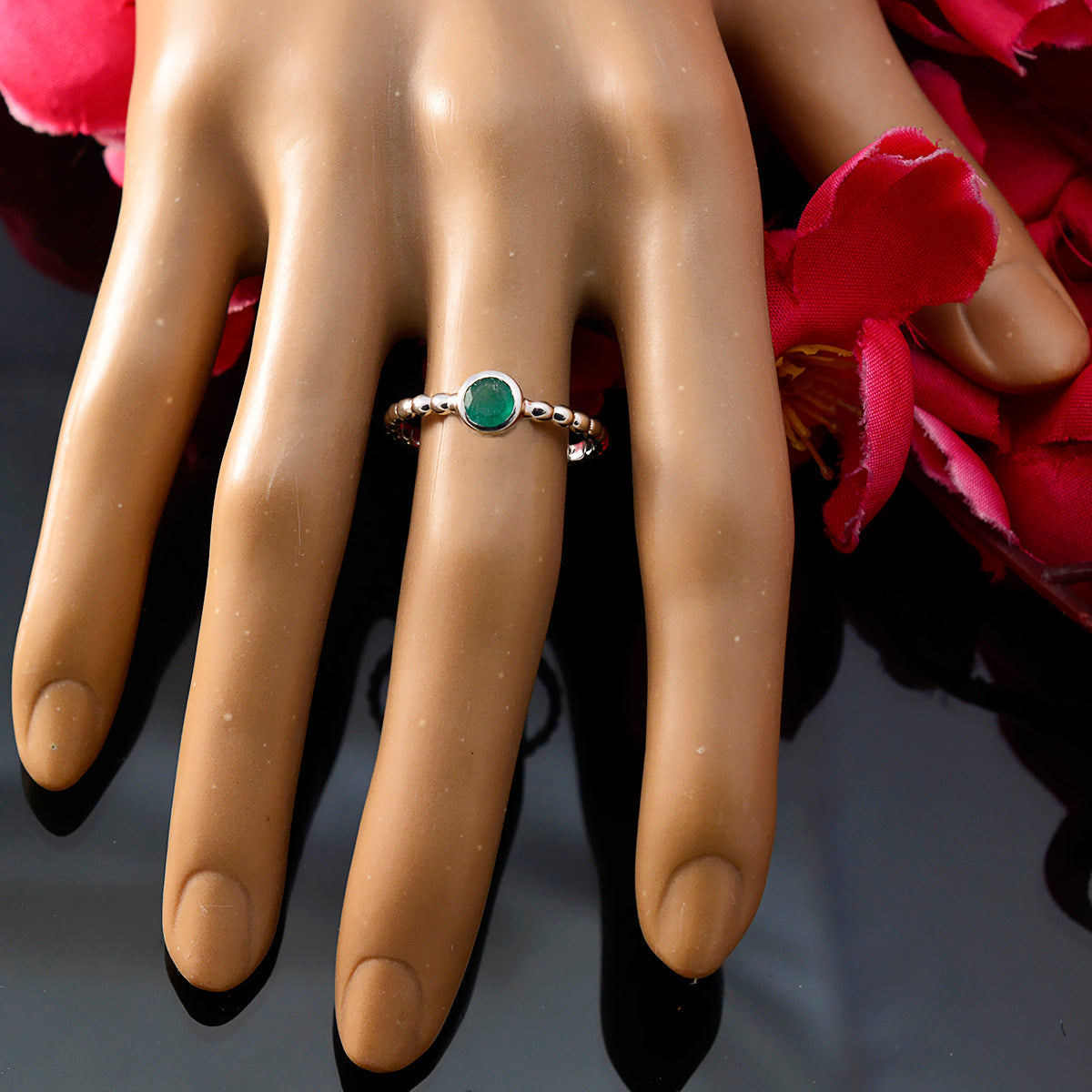Gabriela Graceful Green Solitaire Ring