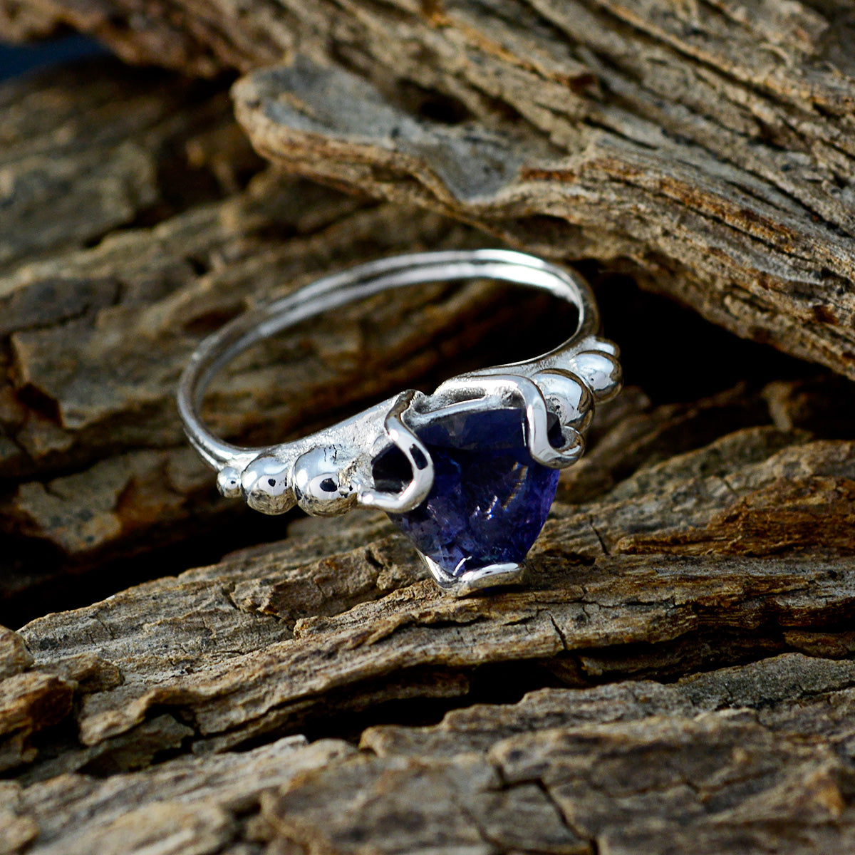 Daniela Rope-Wire Blue Solitaire Ring