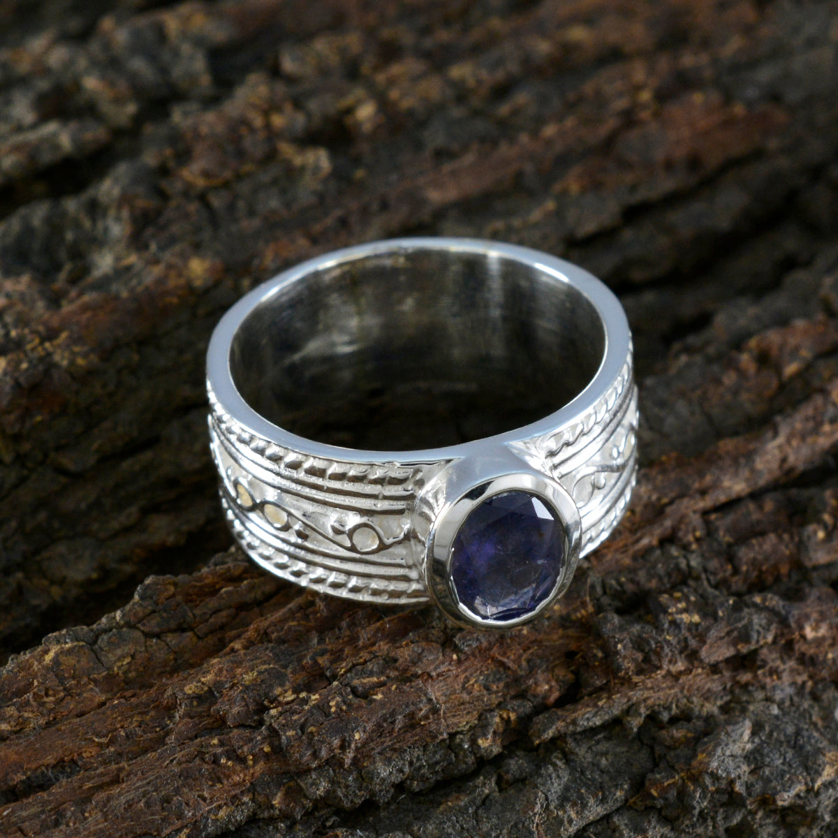 Liyana Art Deco Blue Solitaire Ring