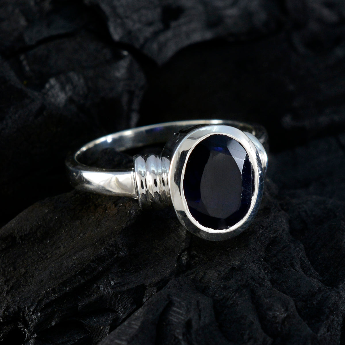 Mila Feminine Blue Solitaire Ring