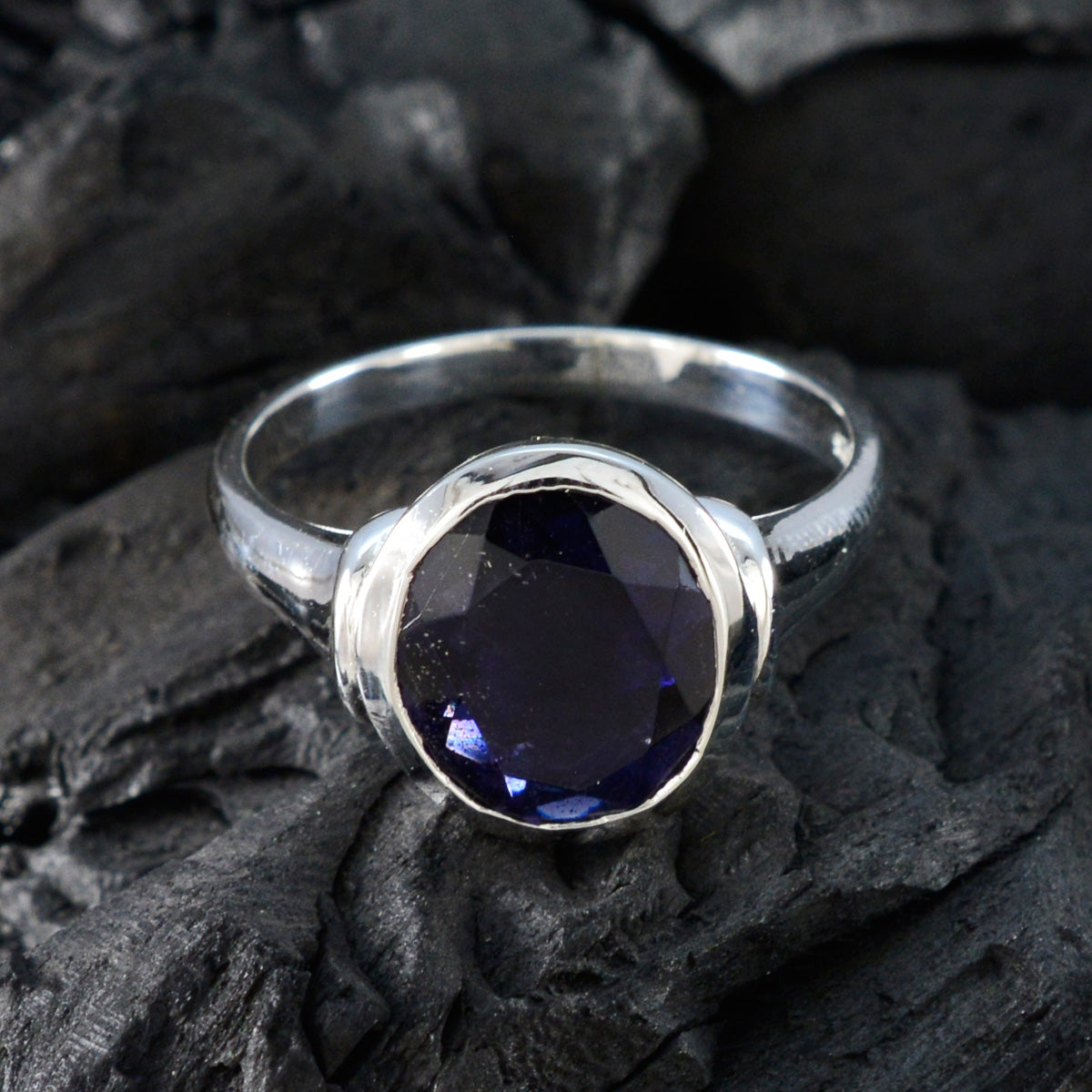 Antonia Traditional Blue Solitaire Ring