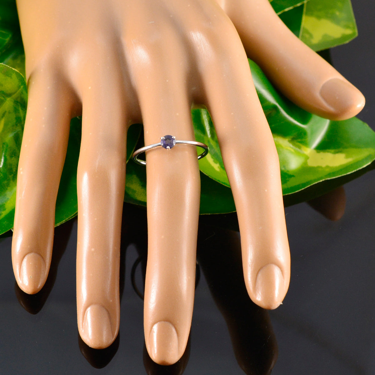 Natcha Luxurious Blue Solitaire Ring