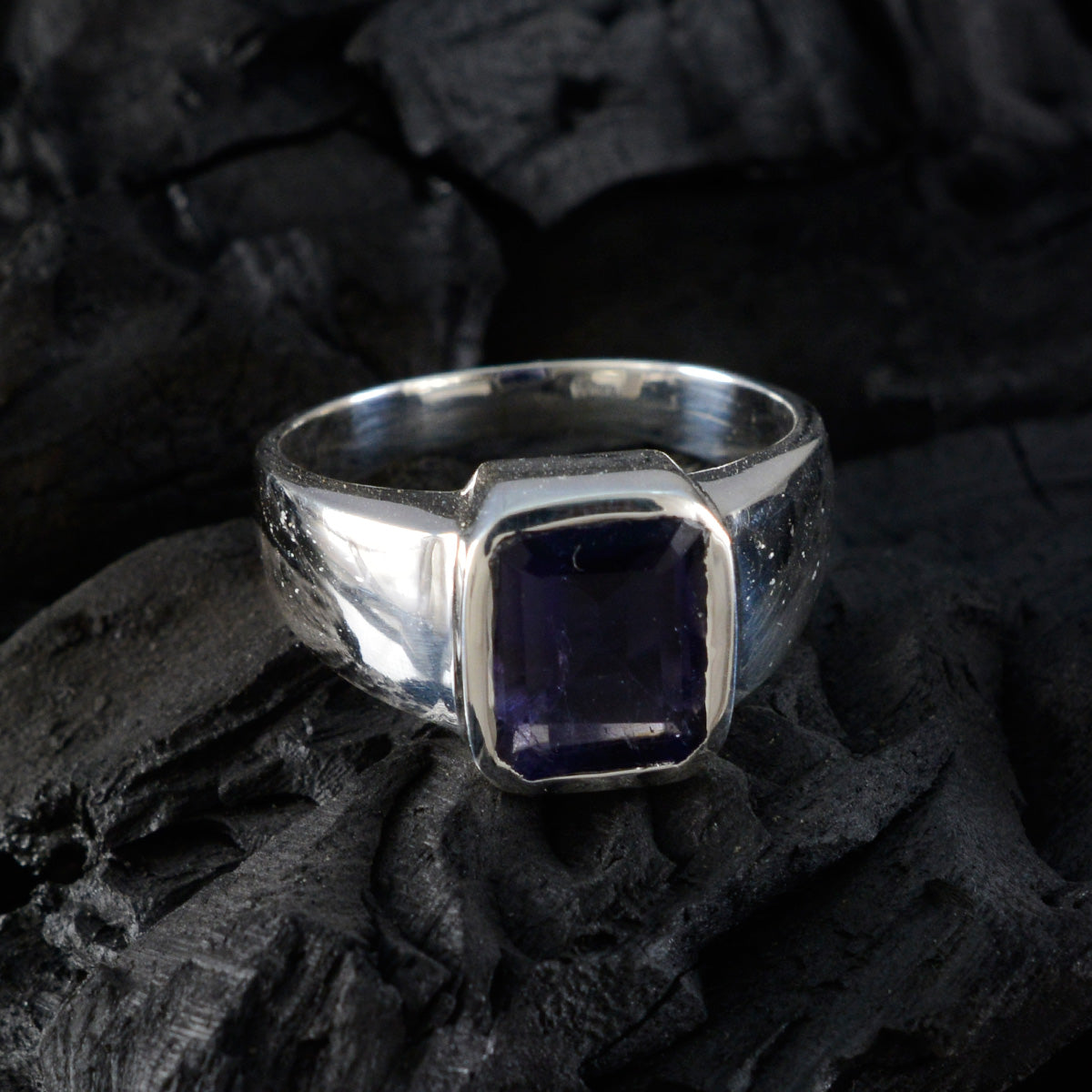 Constanza Modern Blue Solitaire Ring