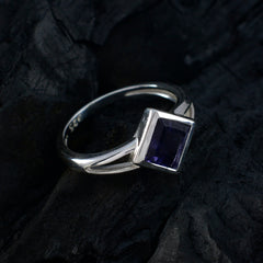 Chen Glamorous Blue Solitaire Ring