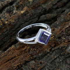 Chen Glamorous Blue Solitaire Ring