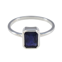 Hua Luxurious Blue Solitaire Ring Iolite Blue
