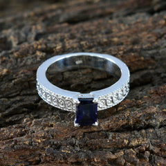 Ángeles Contemporary Blue Solitaire Ring