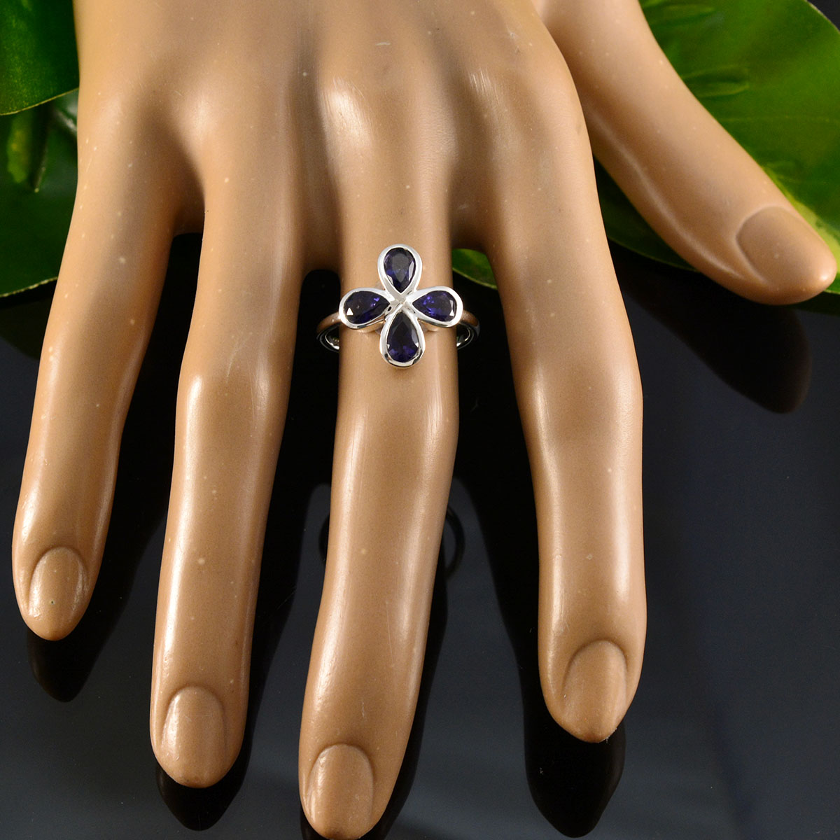 Nella Floral Blue quarter Ring