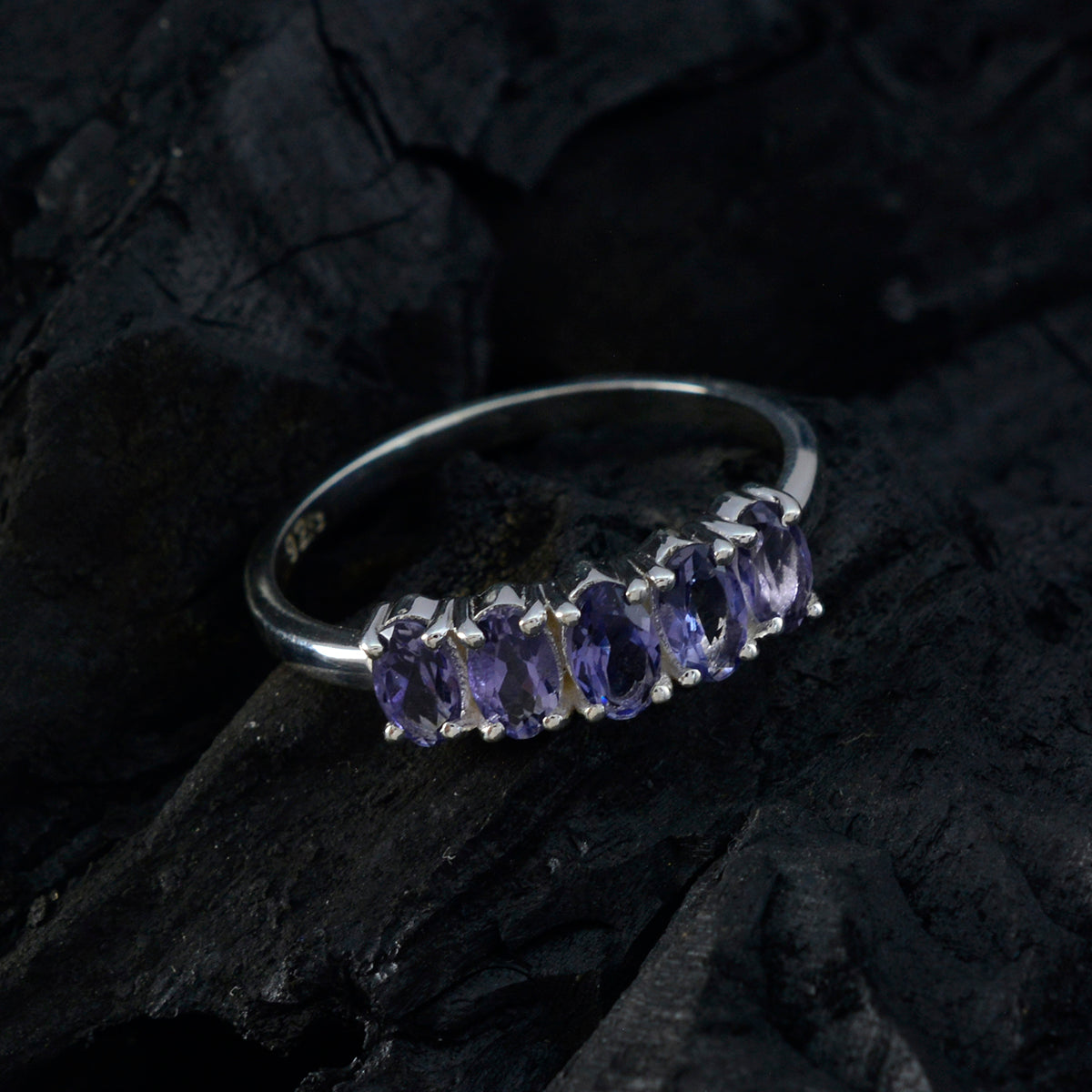 Liyana Modern Blue Penta Ring