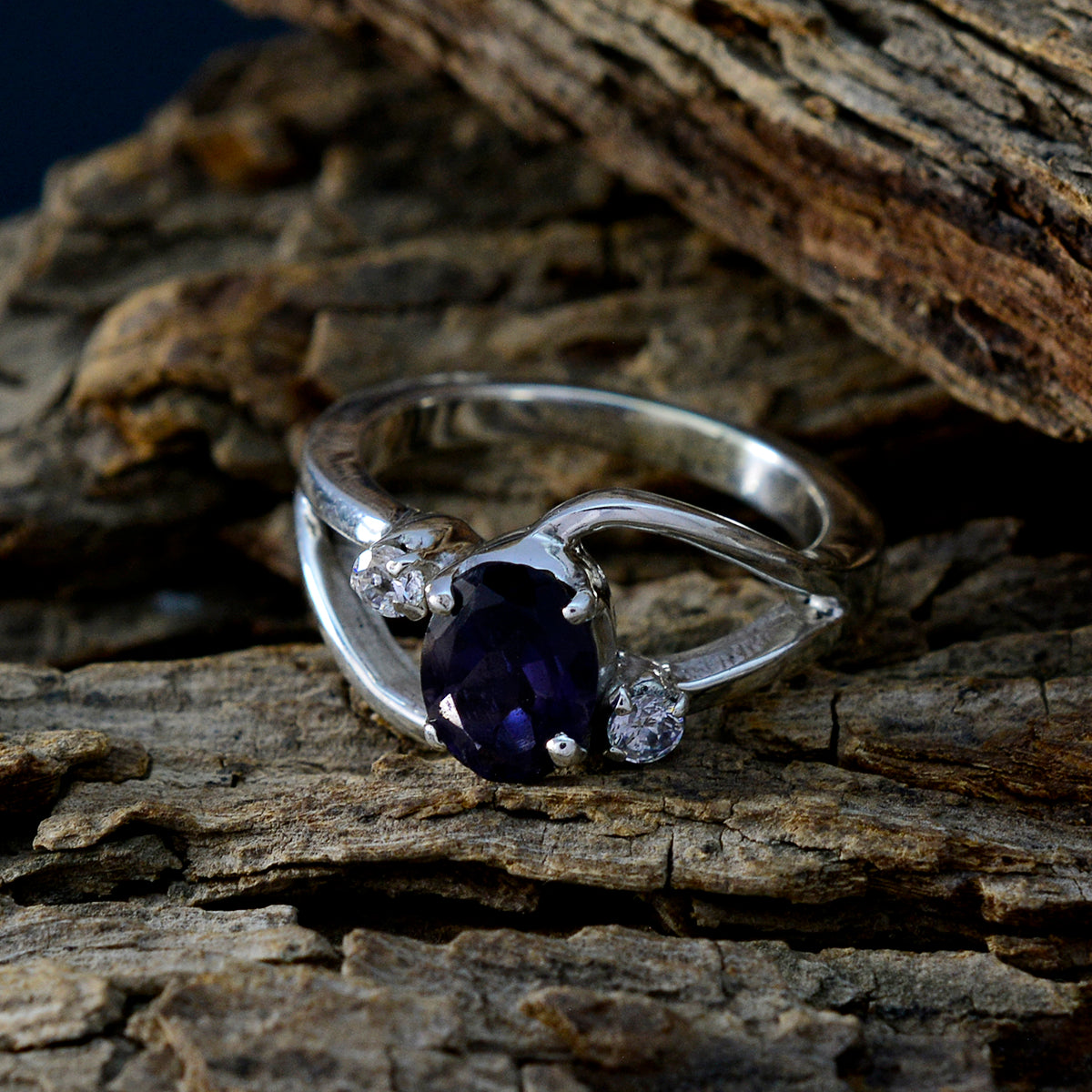 Ananya Modern Blue Halo Ring