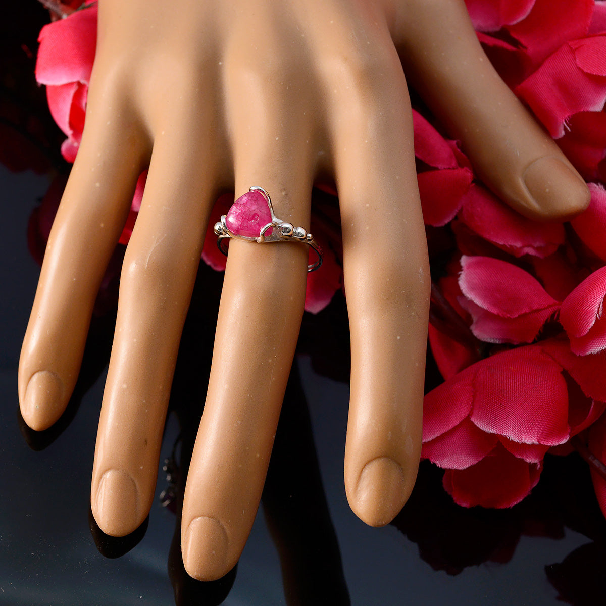 Priya Rope-Wire Red Solitaire Ring