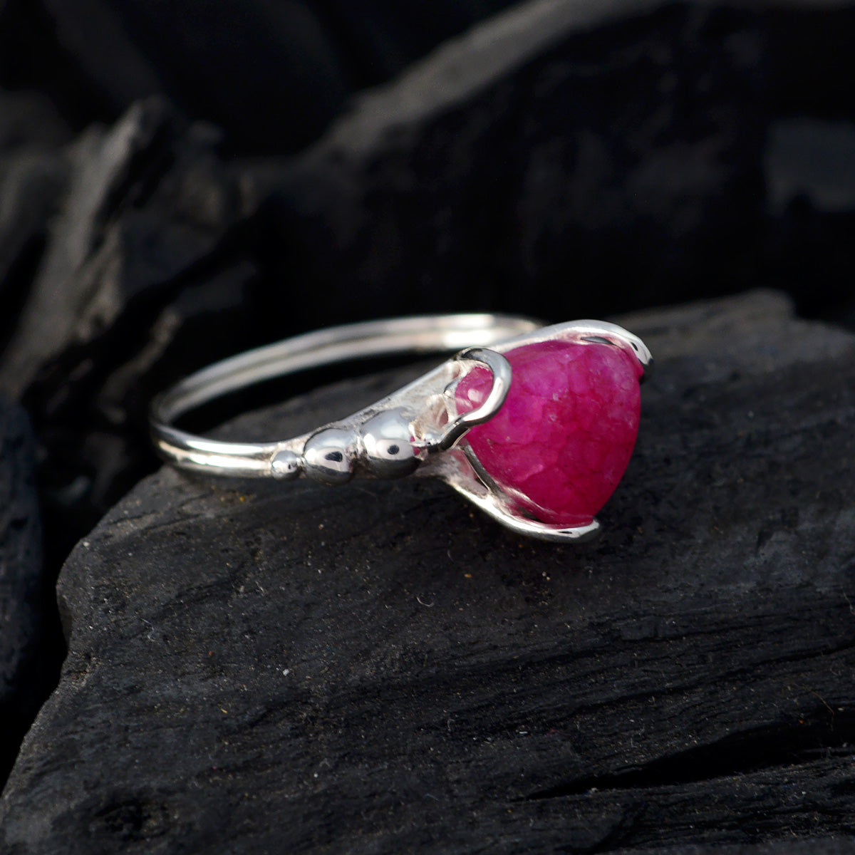Priya Rope-Wire Red Solitaire Ring