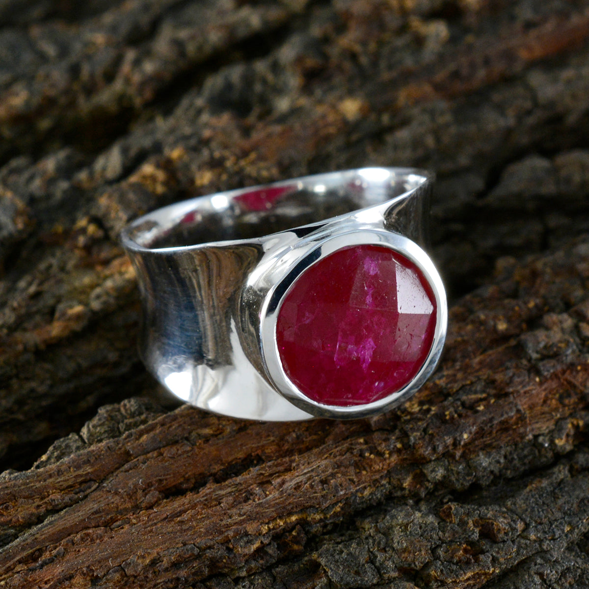 Emily Armor Red Solitaire Band