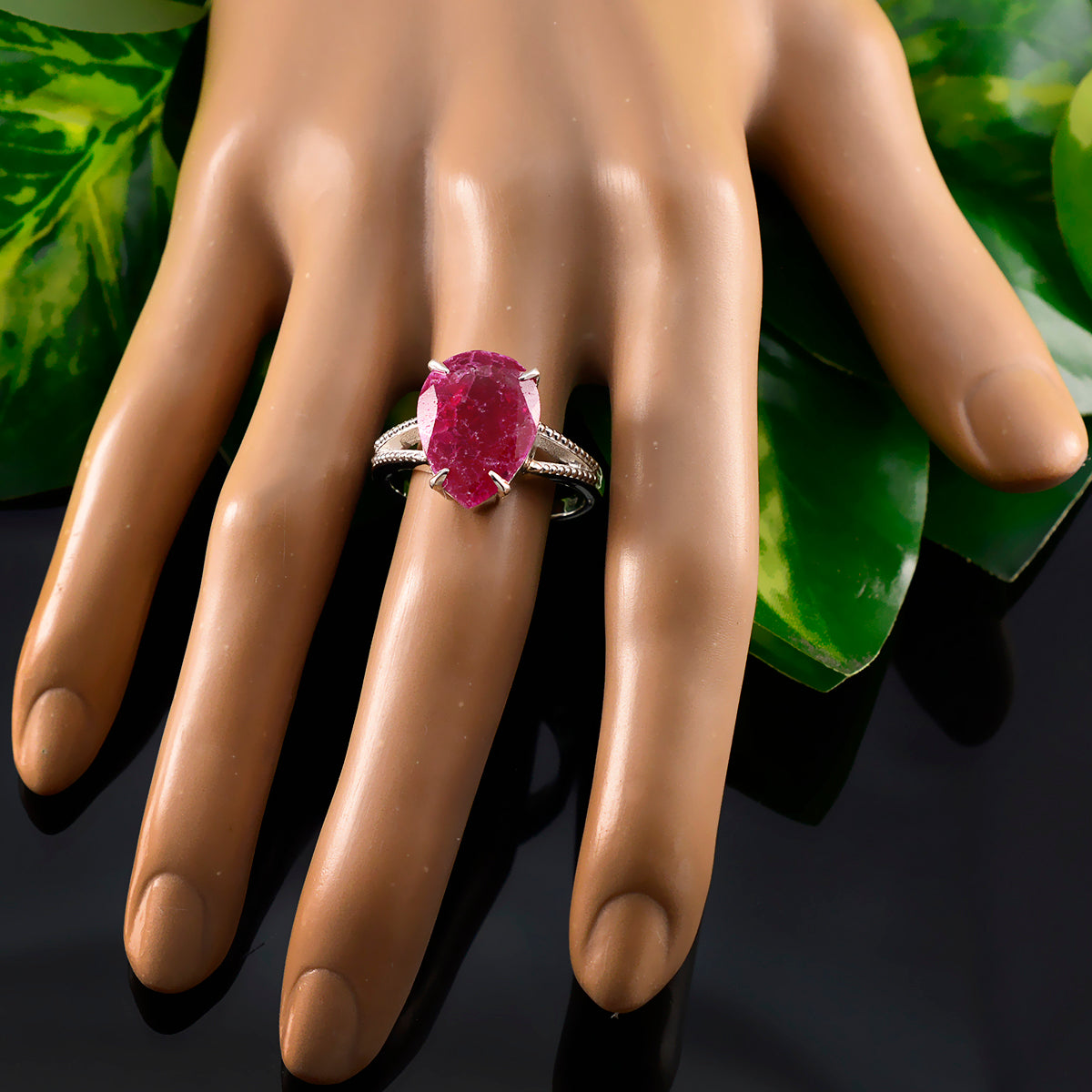 Liyana Luxurious Red Solitaire Ring