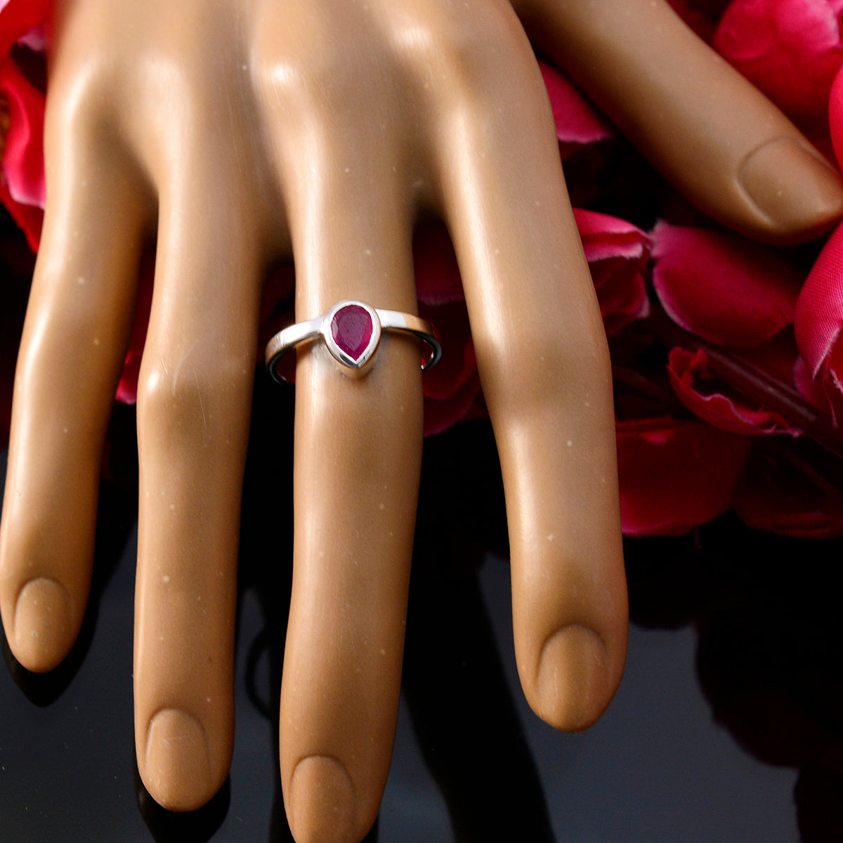 Ying Graceful Red Solitaire Ring