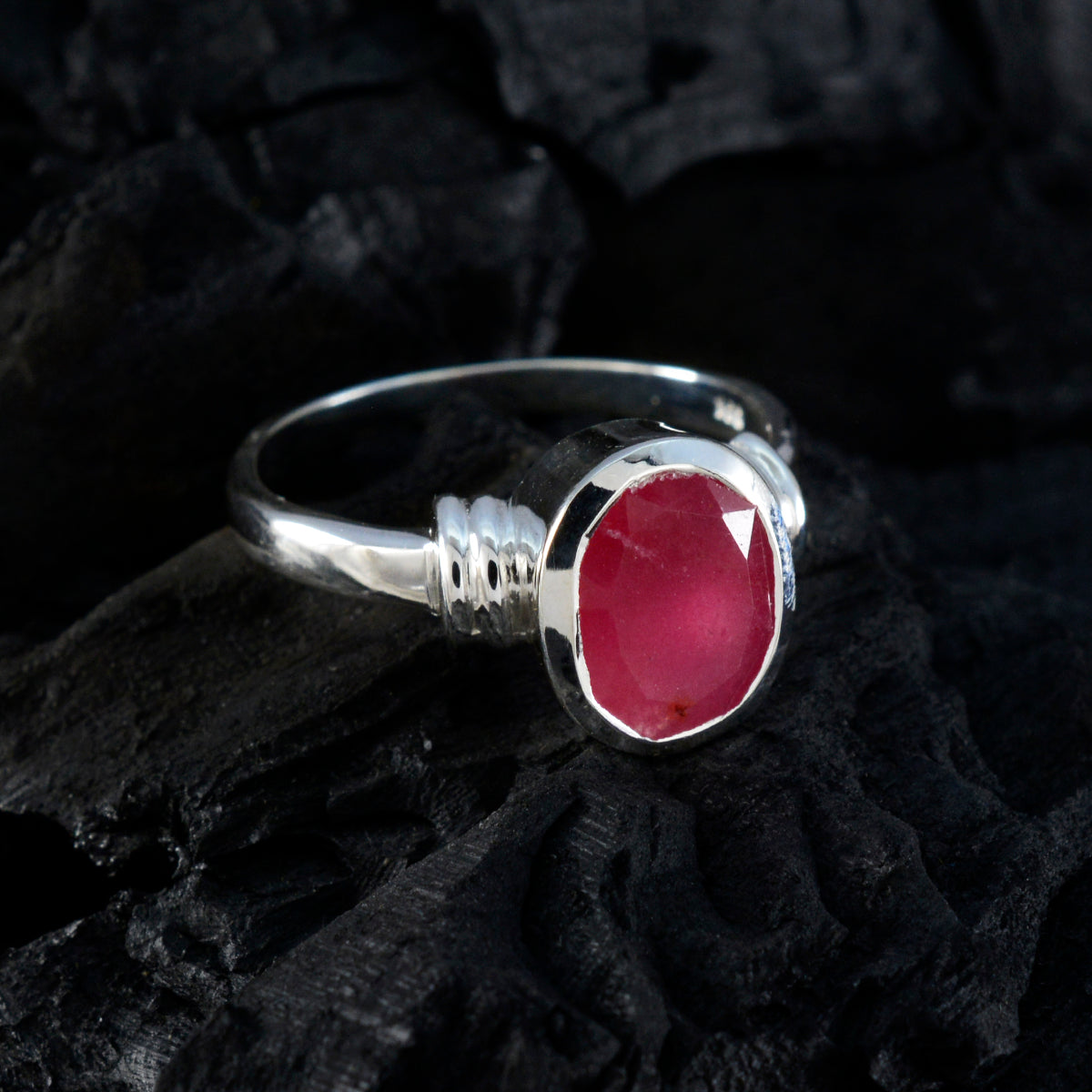 Aisha Graceful Red Solitaire Ring