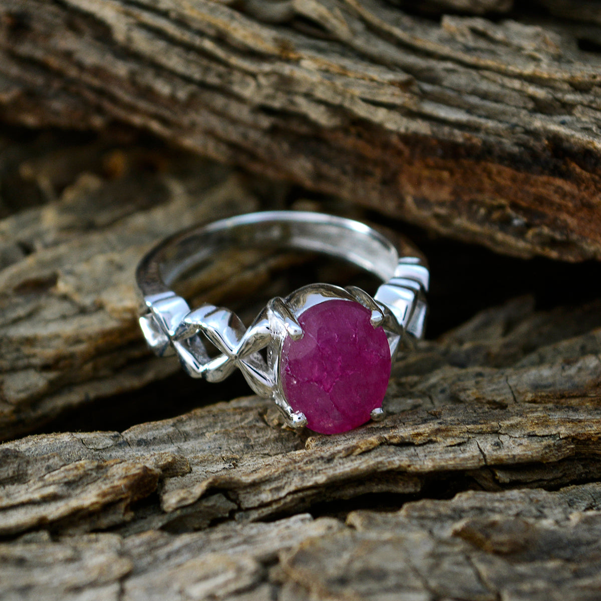 Laura Twist Red Solitaire Ring