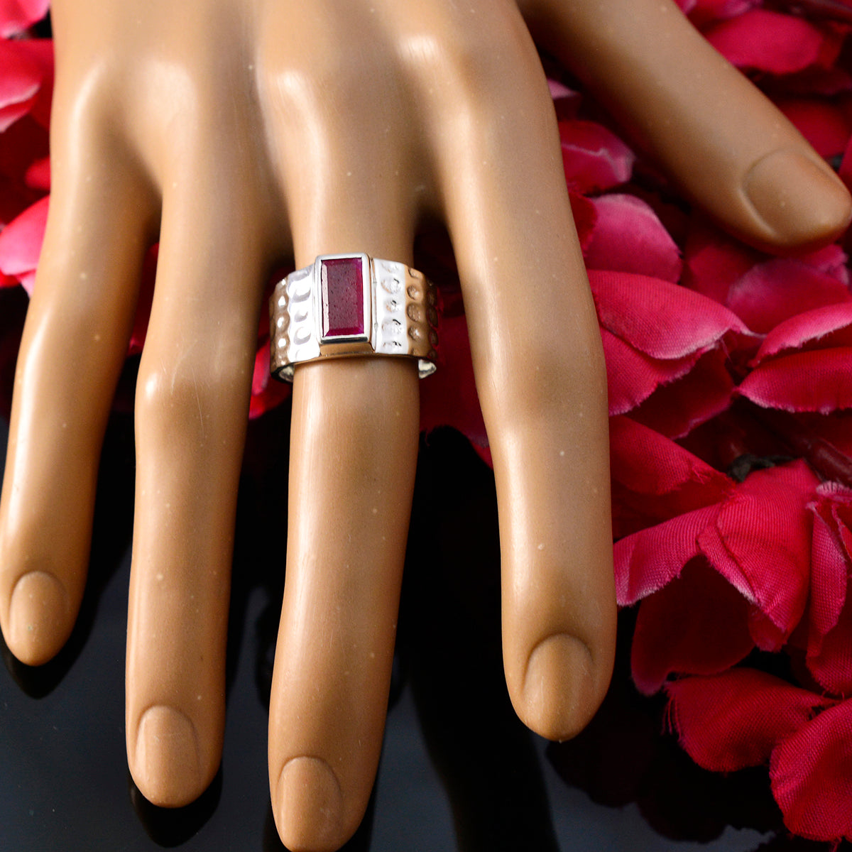 Dayana Signet Red Solitaire Ring