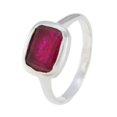 Siti Luxurious Red Solitaire Ring