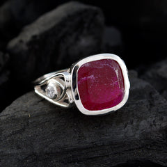 Constanza Fairytale Red Halo Ring