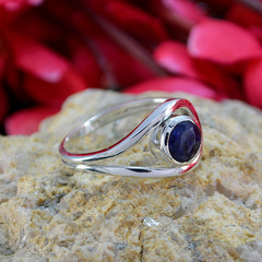 Nayara Graceful Blue Solitaire Ring