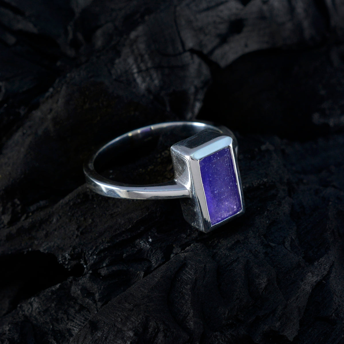 Sofía Contemporary Blue Solitaire Ring