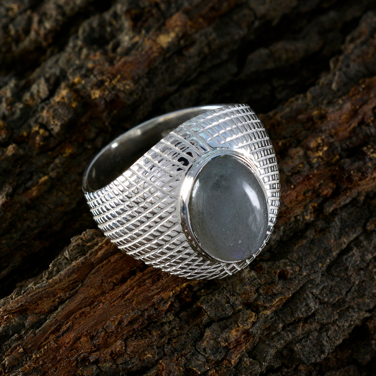 Dayana engravings Grey Solitaire Ring