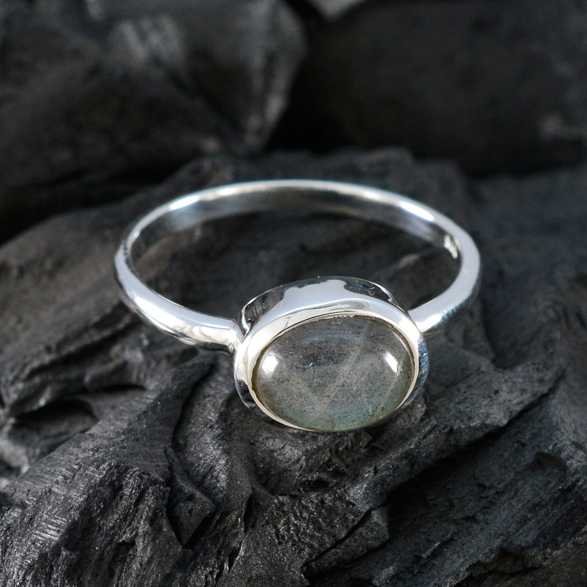 Nella Trendy Grey Solitaire Ring