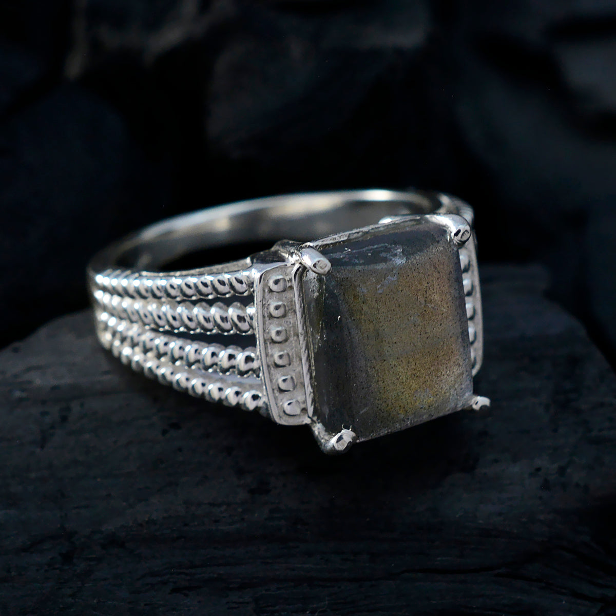 Alejandra Modern Grey Solitaire Ring