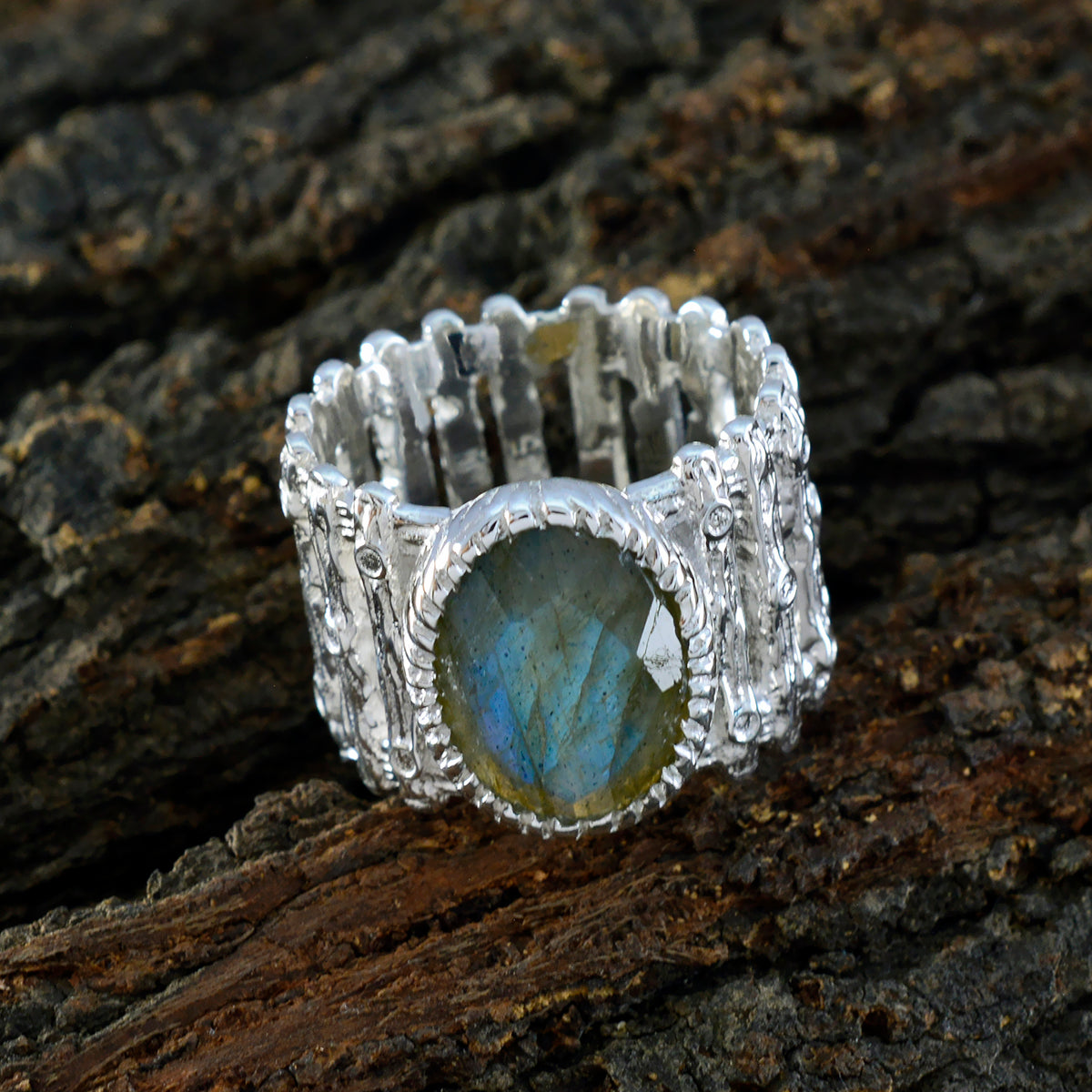 Carolina Armor Grey Solitaire Band