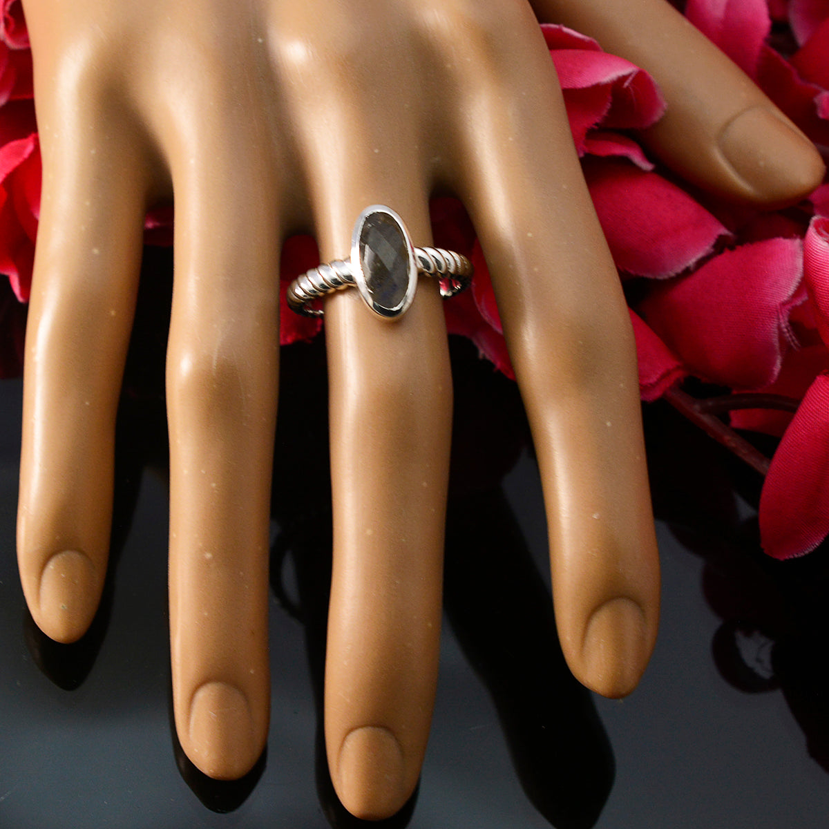 Alina Twist Grey Solitaire Ring