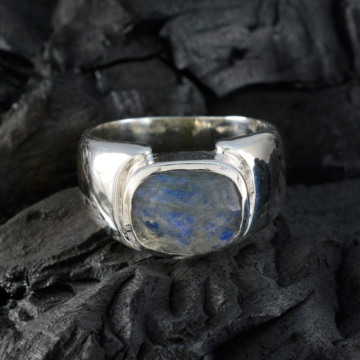 Priya Modern Grey Solitaire Ring