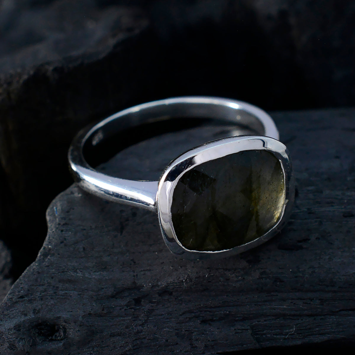 Saanvi Love Grey Solitaire Ring